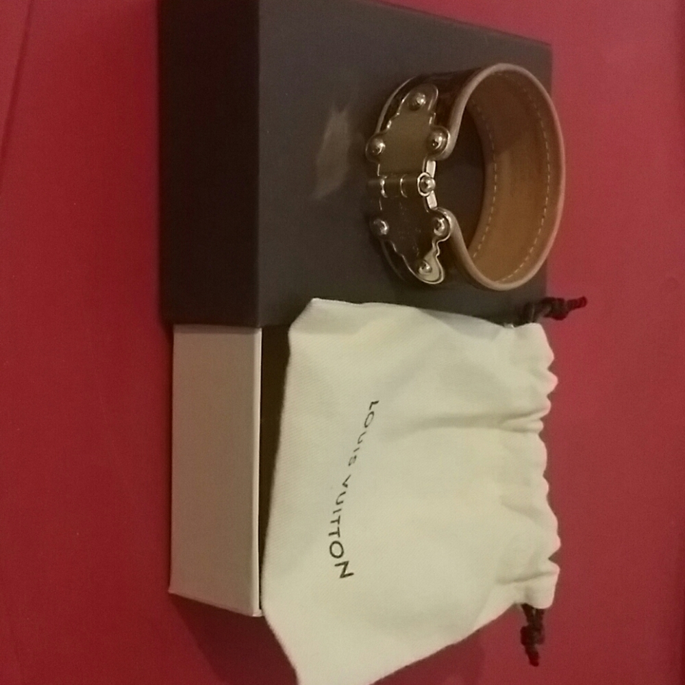 Louis vuitton bracelet